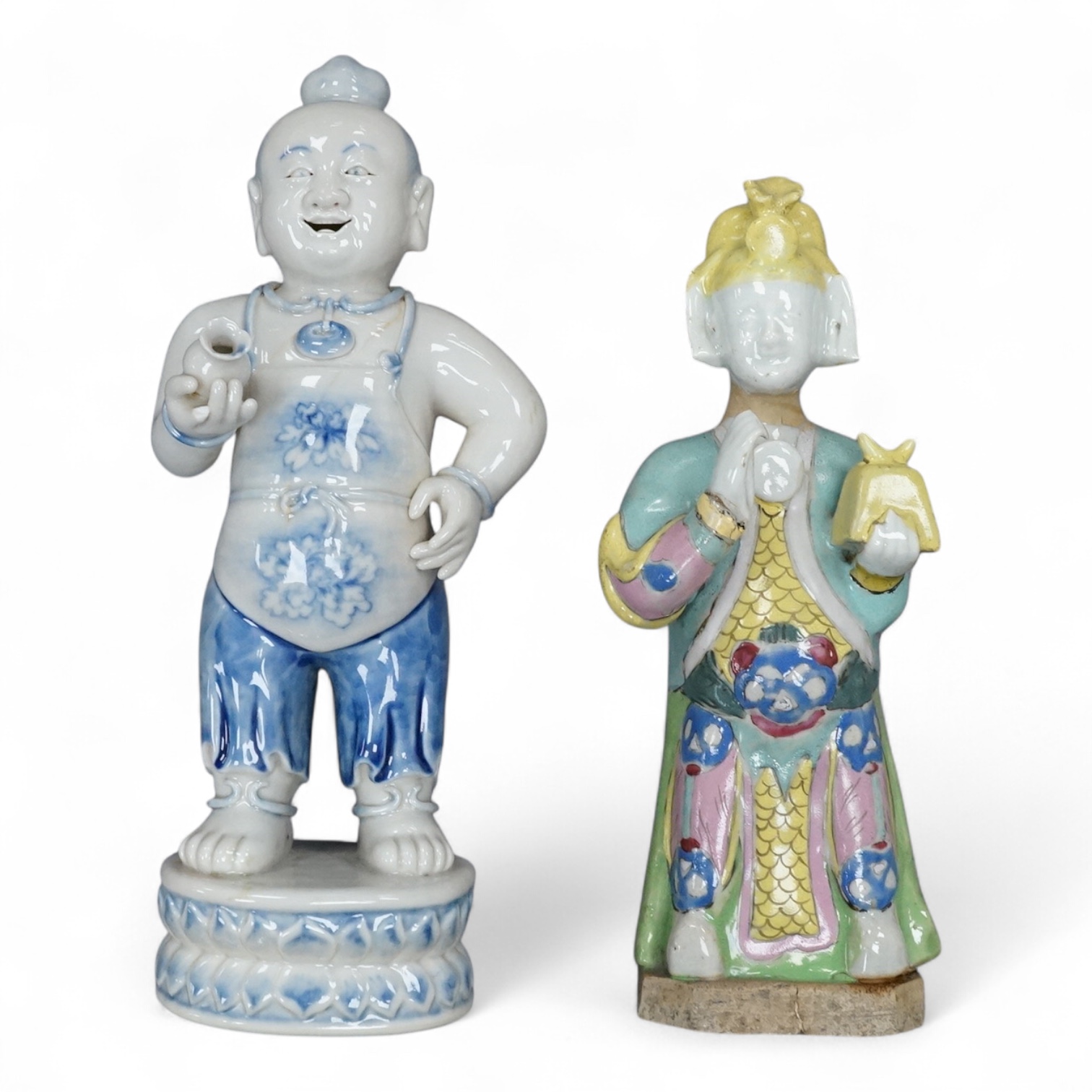 A Chinese enamelled porcelain figure of an immortal, Jiaqing period and a Japanese blue and white figure, tallest 20.5cm